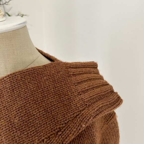 J Crew long sleeved sweaters - Picture 5 of 6